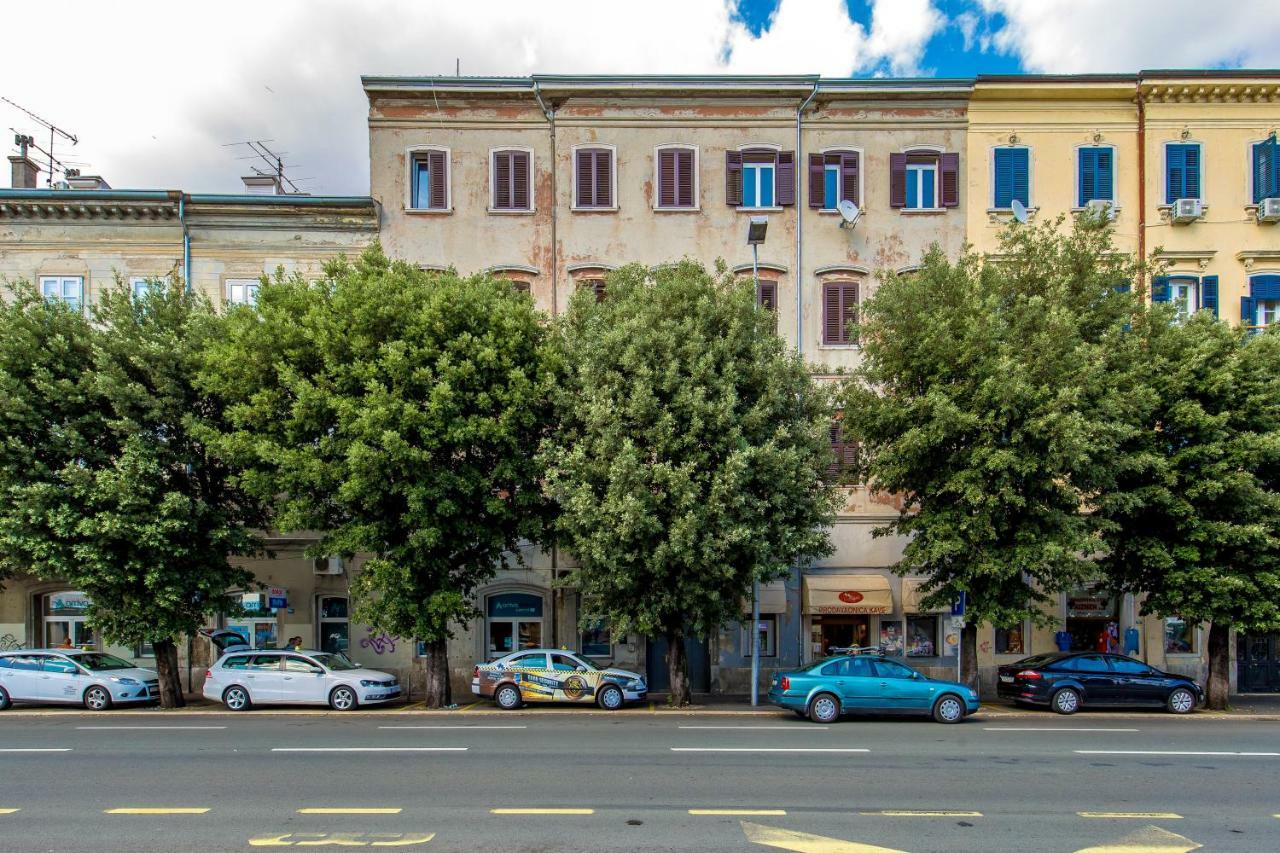 Apartments Carpathia Rijeka Ngoại thất bức ảnh
