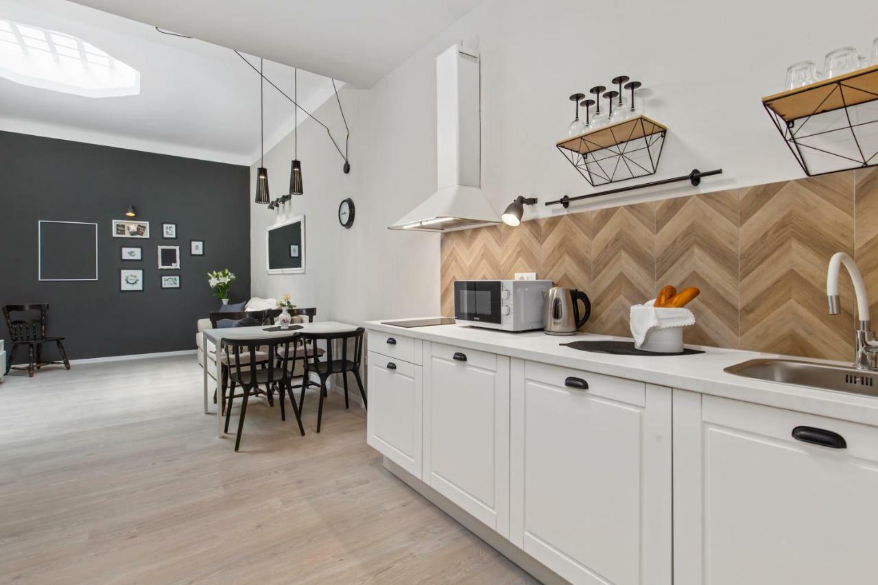 Apartments Carpathia Rijeka Ngoại thất bức ảnh